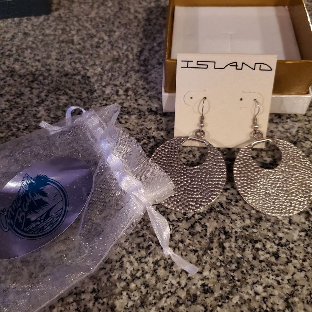 Celine Turkish Island Silver Textured Earrings - Picture 7 of 8